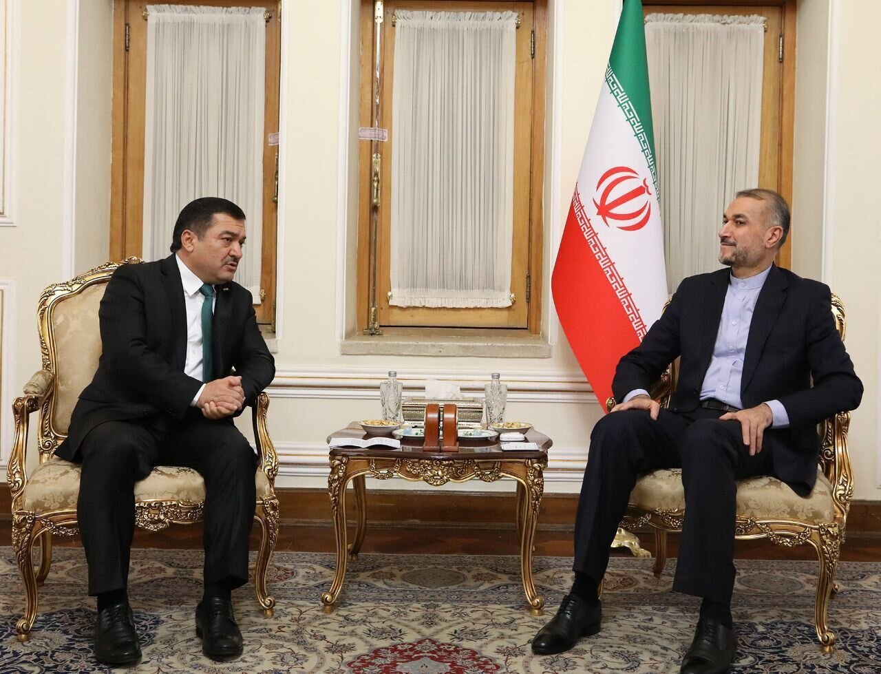 امیرعبداللهیان بر تسریع اجرای توافقات روسای جمهور ایران و تاجیکستان تاکید کرد