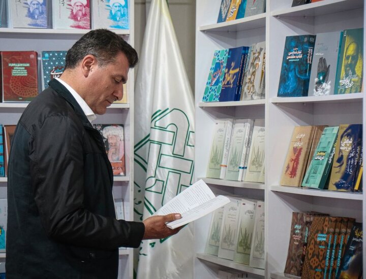 تفاهمنامه همکاری میان نمایشگاههای بین المللی کتاب تهران و بغداد امضا شد