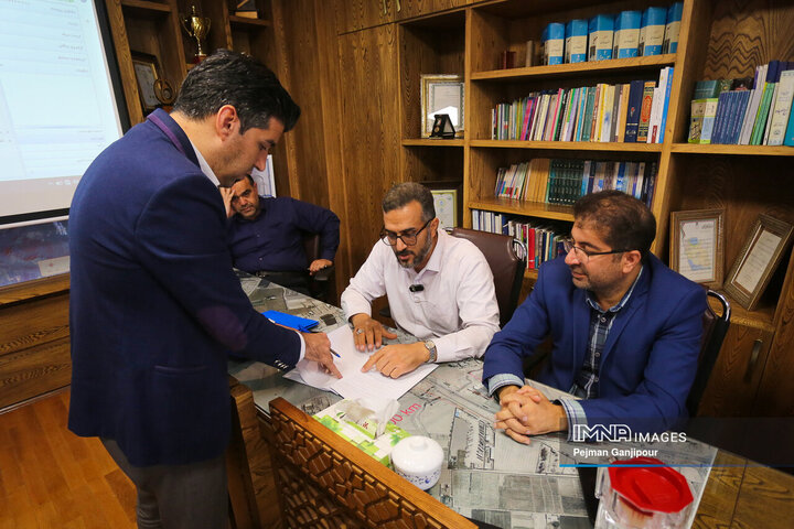 کمیته نظارتی شورای شهر اصفهان در منطقه 15 شهرداری