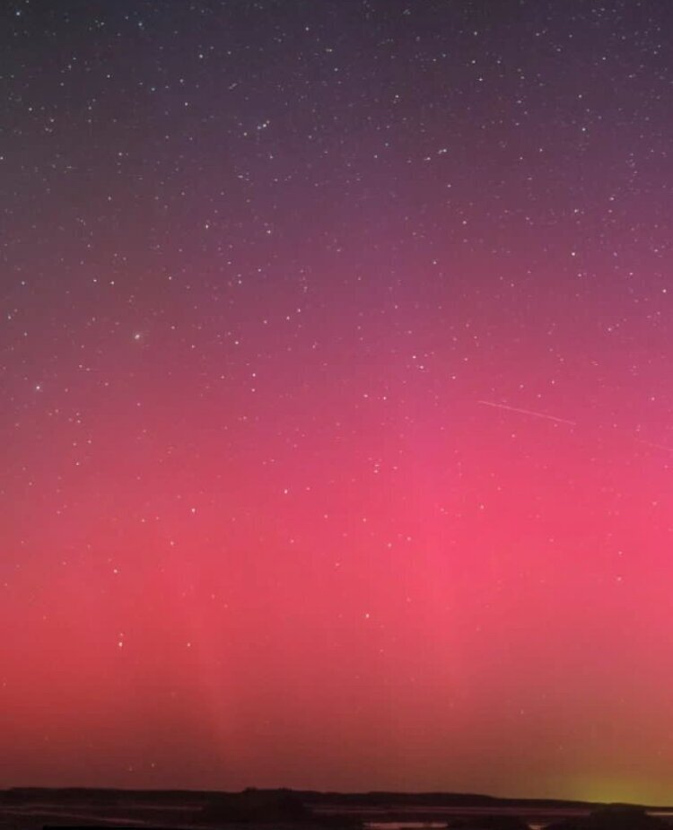 شفق قطبی، نمایش طبیعی نور در آسمان