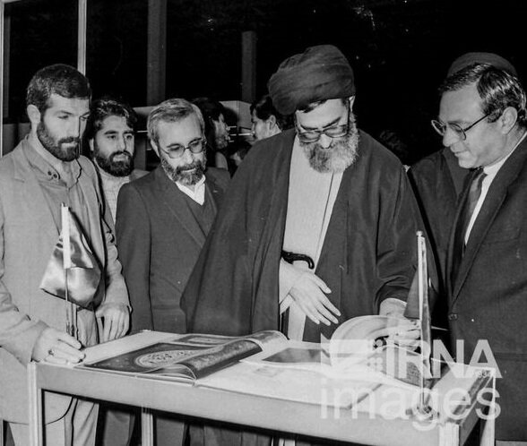 کتاب، مطالبهای دیرینهای که هنوز هم جای کار زیادی دارد