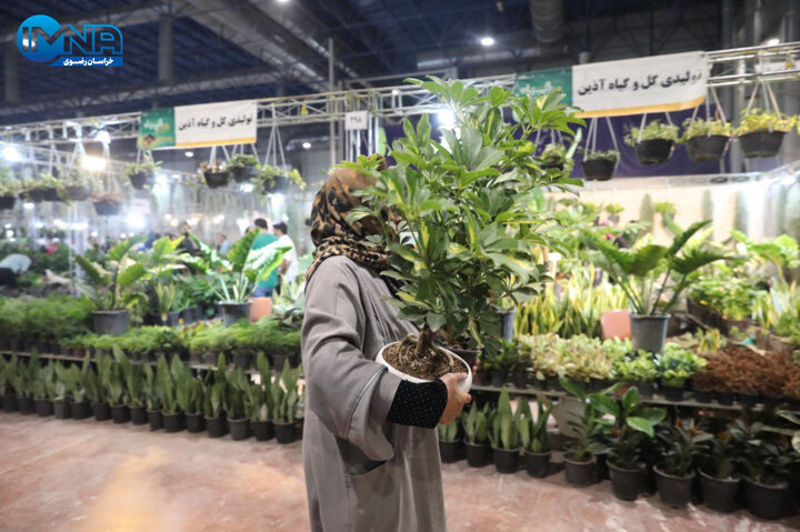 افتتاح بیست‌ویکمین نمایشگاه گل و گیاه در مشهد+ عکس
