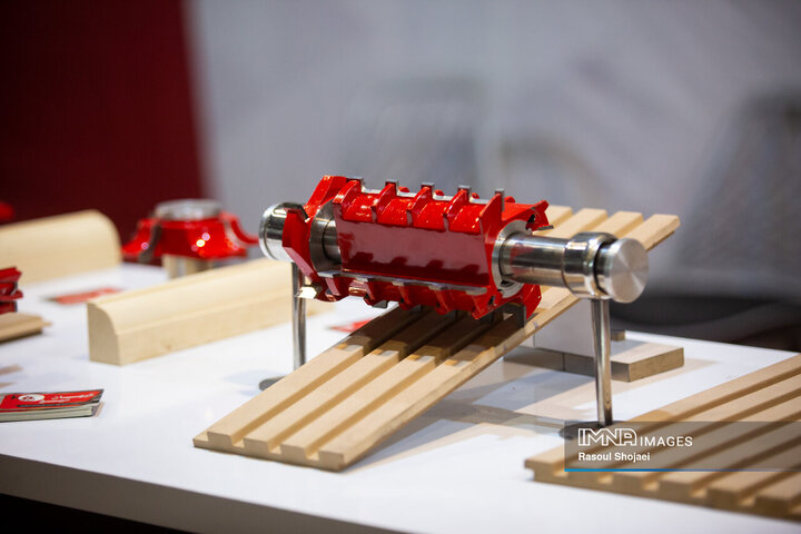 نمایشگاه تخصصی صنایع و ماشین آلات چوب، یراق آلات و مواد اولیه