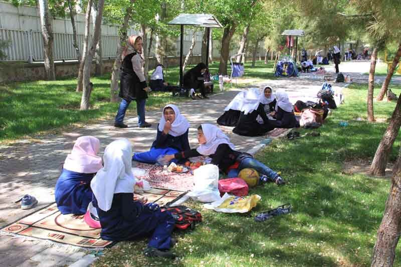 گره کور احداث پارک بانوان شهر فارسان کجاست؟