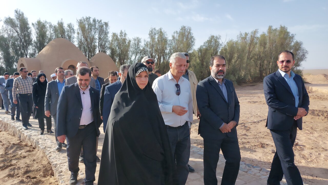 بهره‌برداری و اجرای بیش از ۱۰‌ پروژه با حضور استاندار اصفهان در نایین