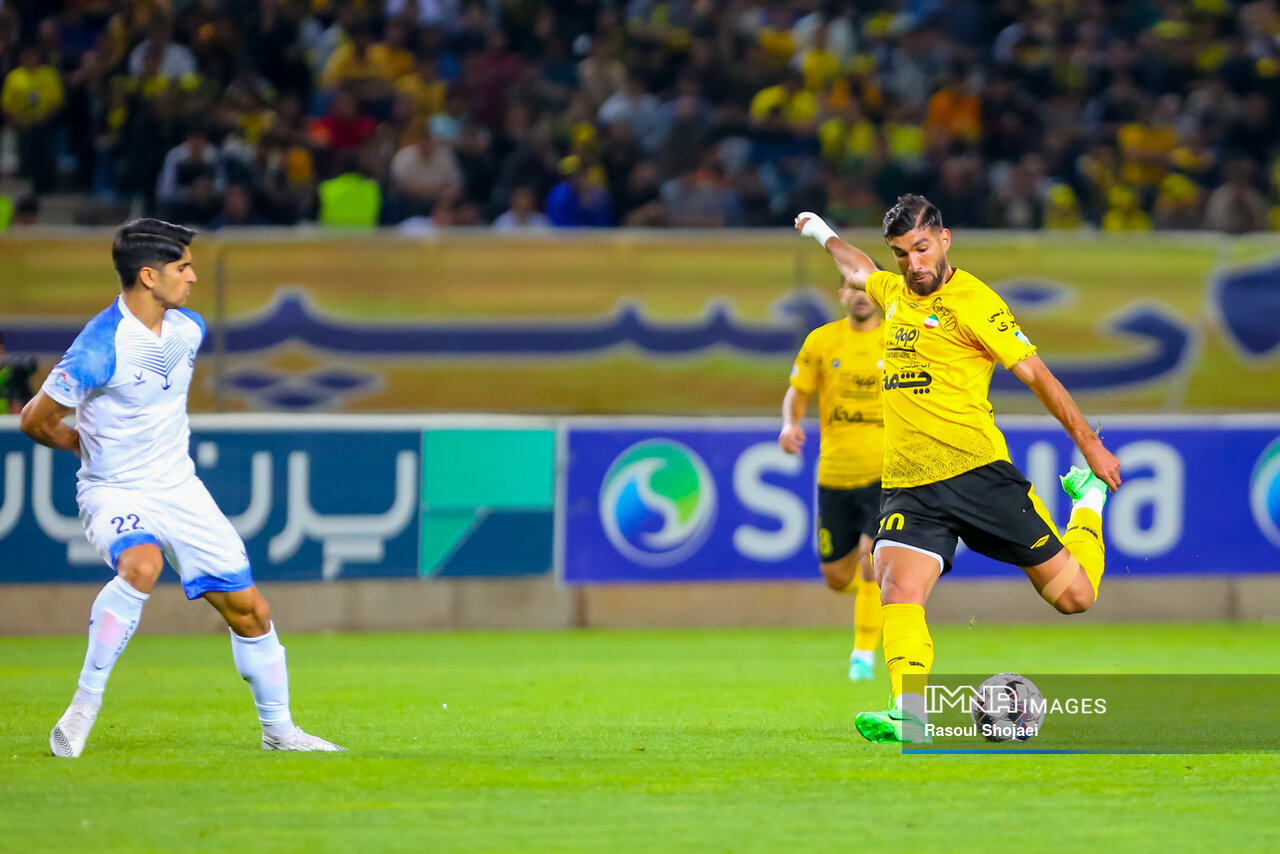 با آمادهترین مهاجم اینروزهای فوتبال ایران آشنا شوید / پرواز شهریار بهسوی تاریخسازی