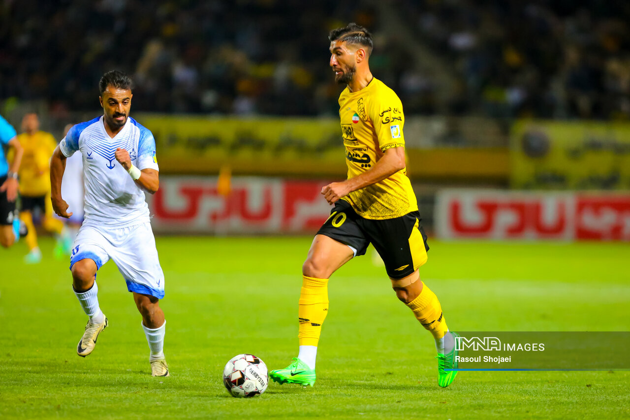 با آمادهترین مهاجم اینروزهای فوتبال ایران آشنا شوید / پرواز شهریار بهسوی تاریخسازی