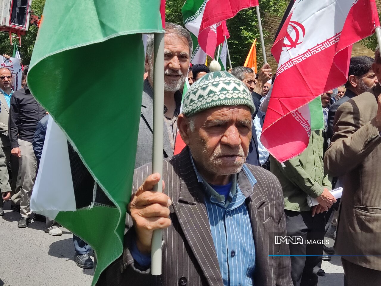 راهپیمایی مردم شهرکرد در اعتراض به جنایتهای رژیم صهیونیستی در غزه+ تصاویر