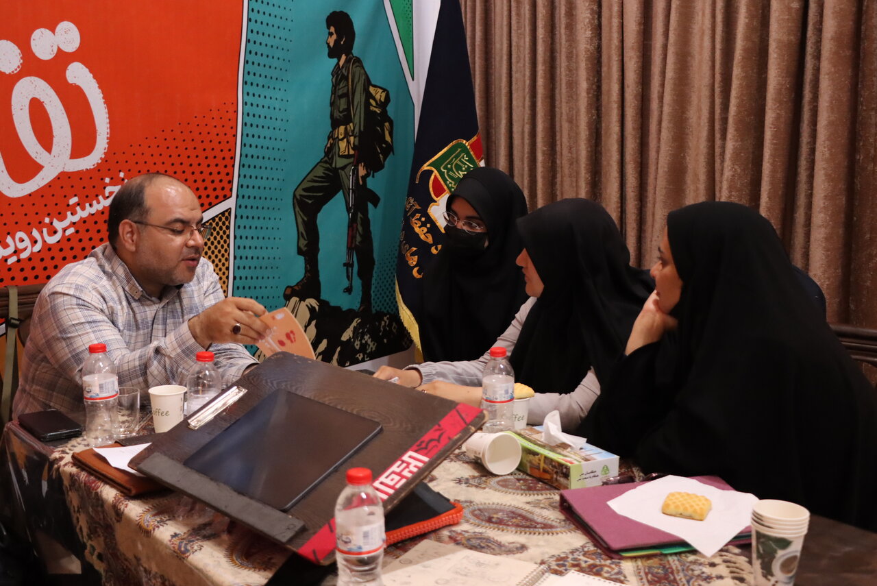 کرمان چراغ نخستین رویداد داستان مصور را روشن کرد