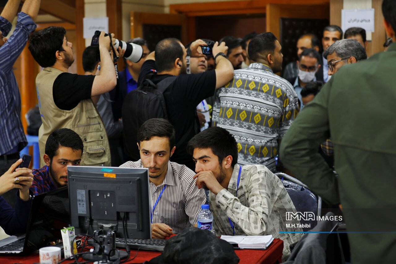 اینجا رسانهها امیدآفرینی میکنند