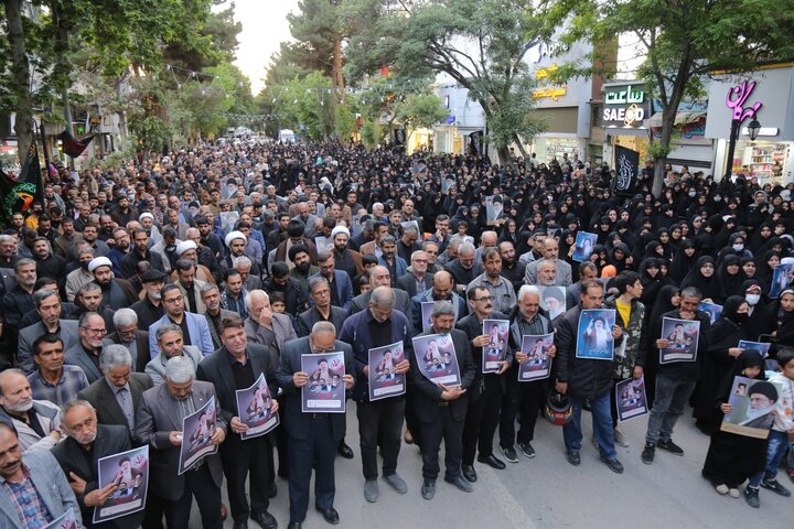 فیلم| اجتماع عزاداری بجنوردی‌ها در پی شهادت رئیس‌جمهور