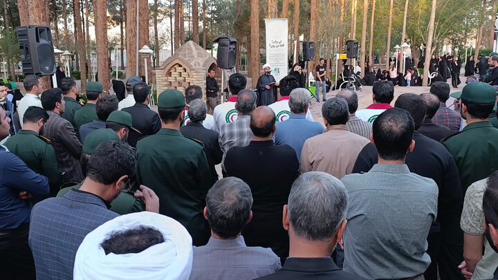 فیلم| مردم نایین در سوگ سیدالشهدای خدمت