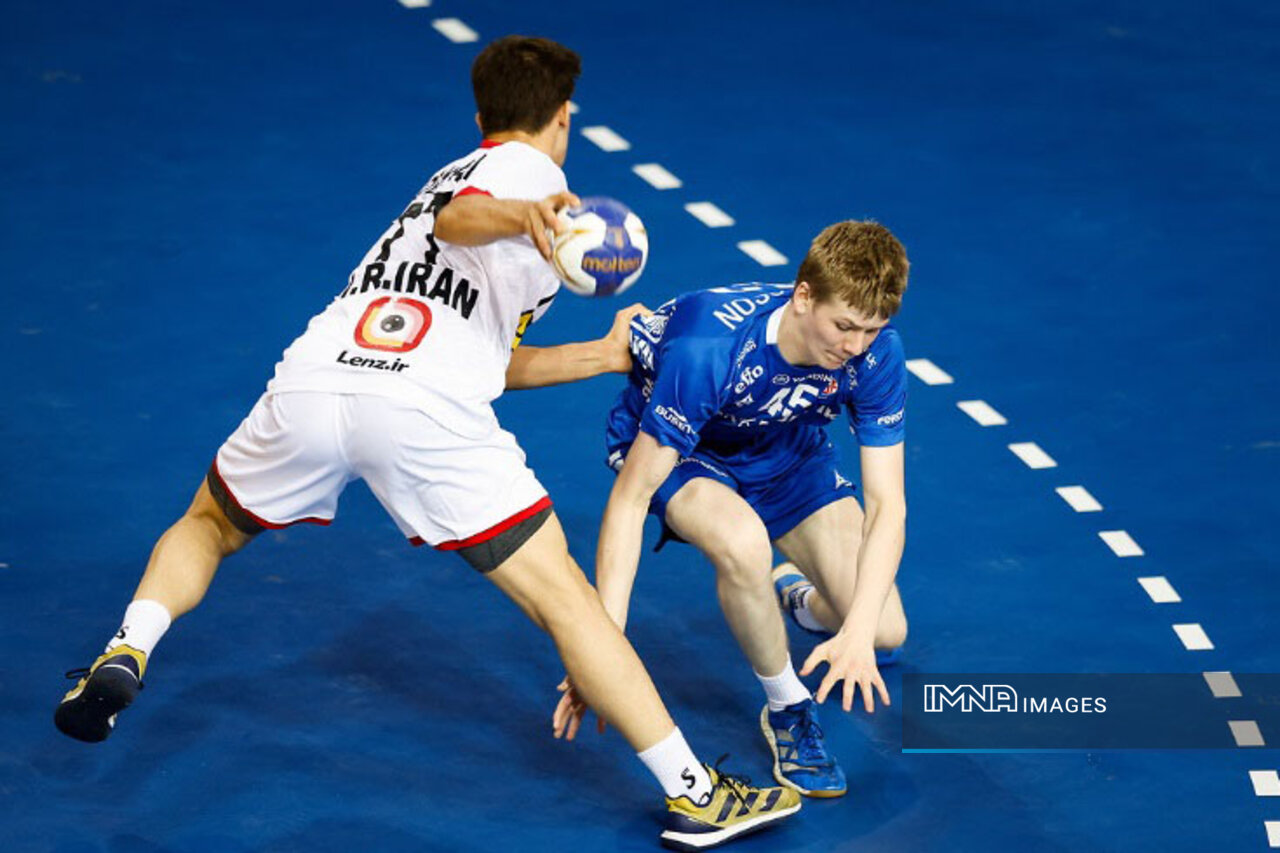 رسیدن به سکوی آسیا برای تیم ملی به تلاش بازیکنان بستگی دارد