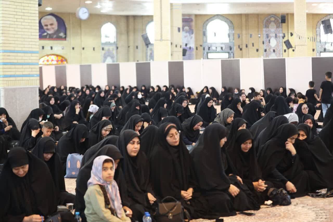 برگزاری مراسم شهادت رئیسجمهور و همراهان در مصلی ایلام + فیلم و تصاویر