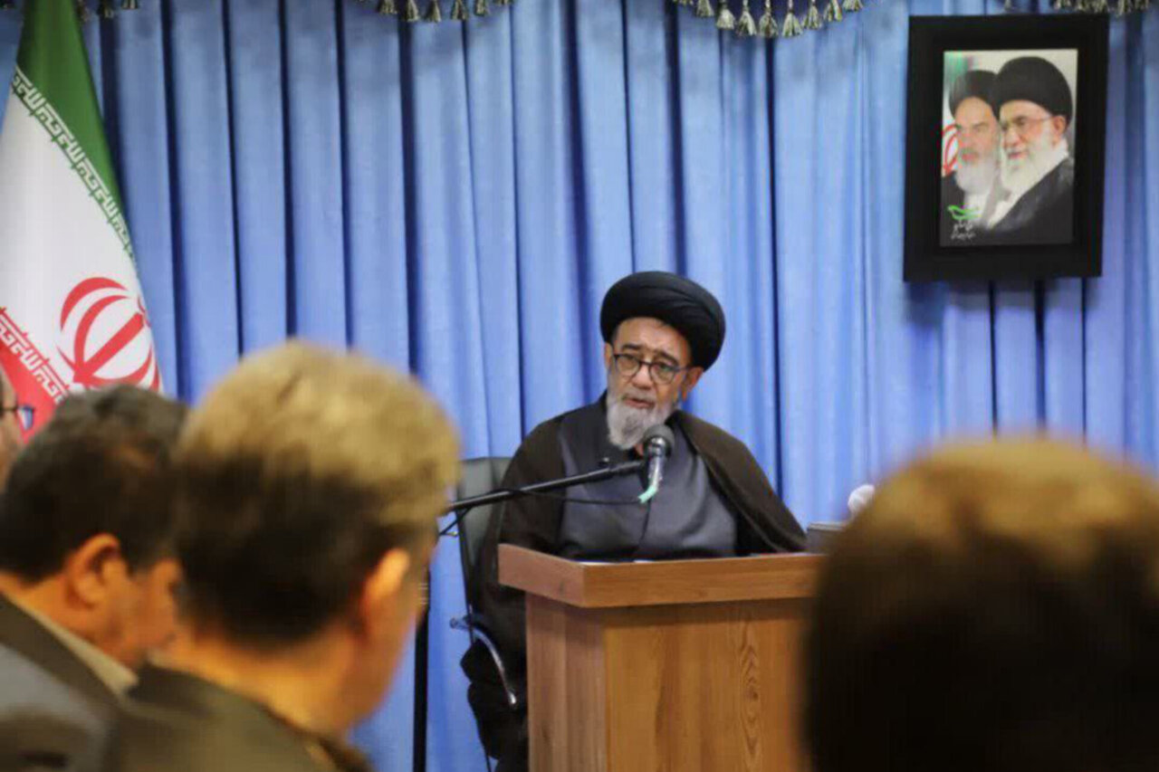 از اردیبهشت تا افلاک، حکایت جاودانه خدمت