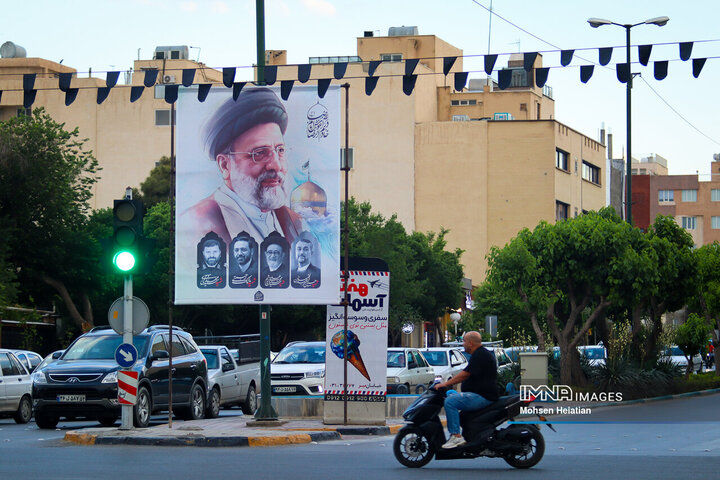 فضاسازی شهر اصفهان به مناسبت شهادت آیت‌الله رئیسی و همراهان