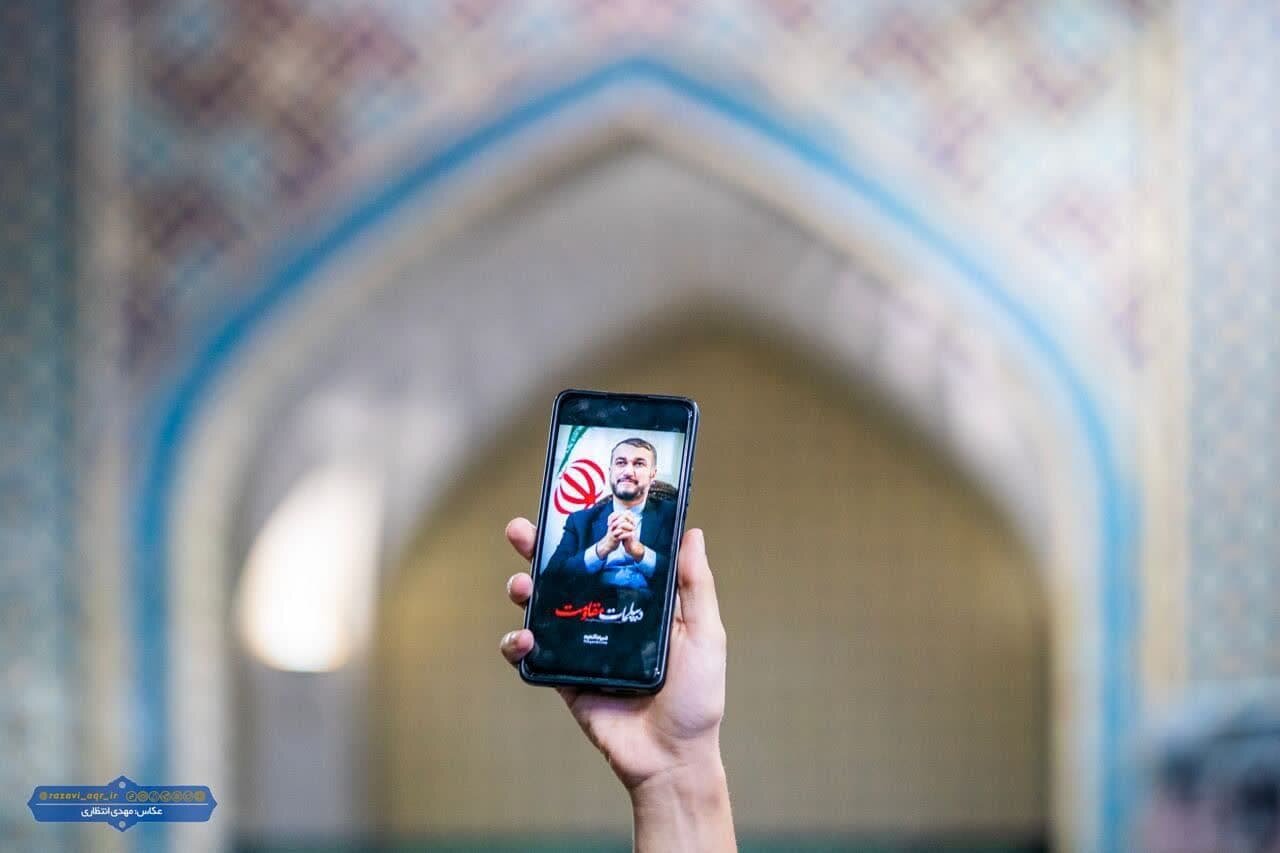 این رسم تاریخ است؛ «تُعِزٌ مَن تَشاء وَتُذِلُّ مَنْ تَشاء»