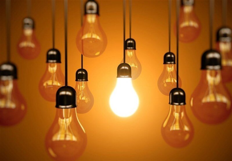 افزایش ۱۲ درصدی مصرف برق در استان یزد/ ادارات مصرف برق خود را ۳۰ درصد کاهش می‌دهند