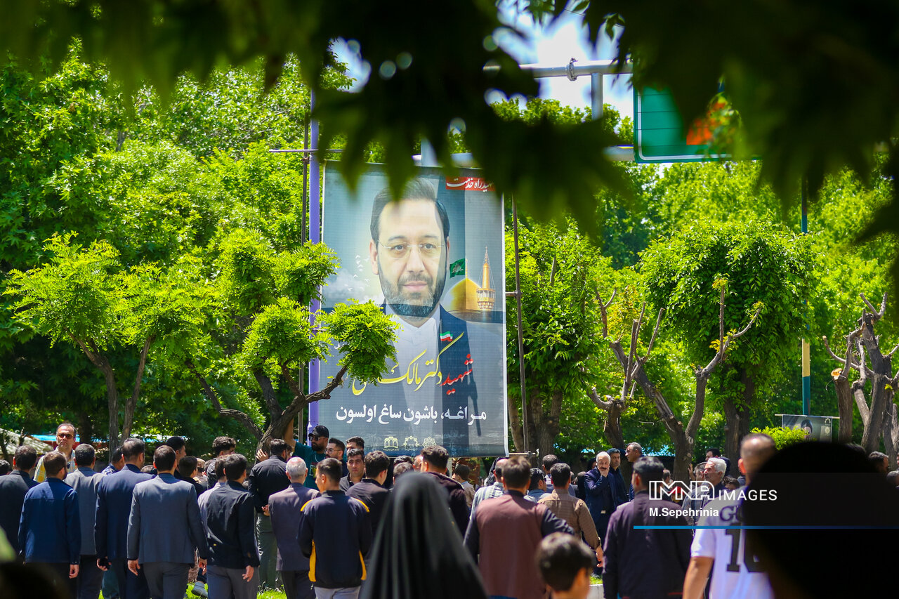 از اردیبهشت تا افلاک، حکایت جاودانه خدمت