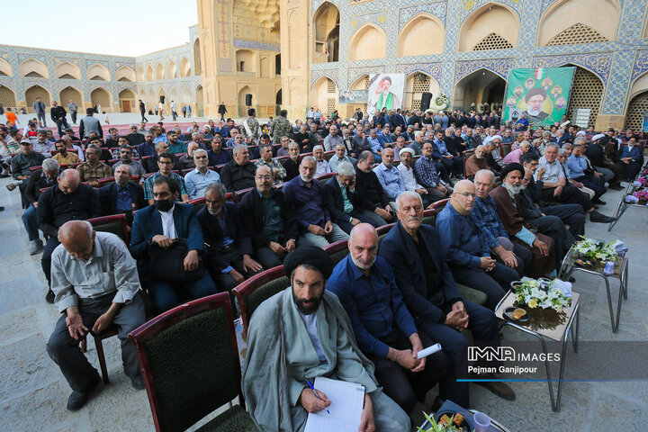 مراسم گرامیداشت شهدای خدمت در مسجد جامع اصفهان