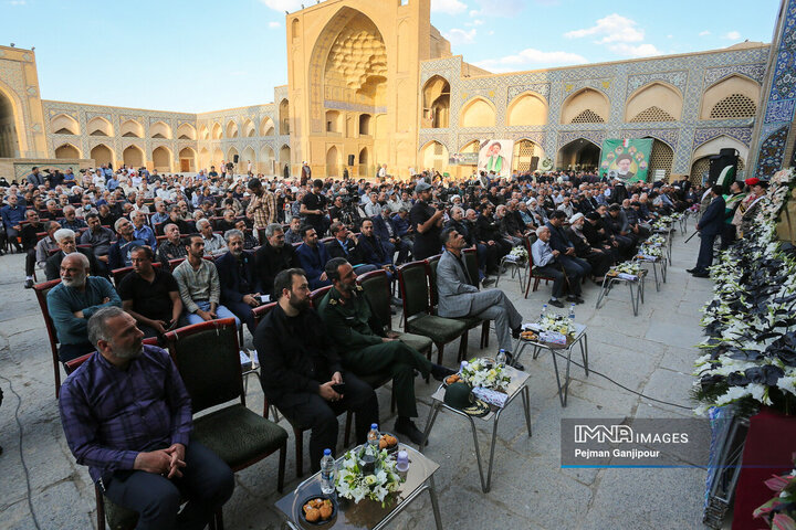 مراسم گرامیداشت شهدای خدمت در مسجد جامع اصفهان