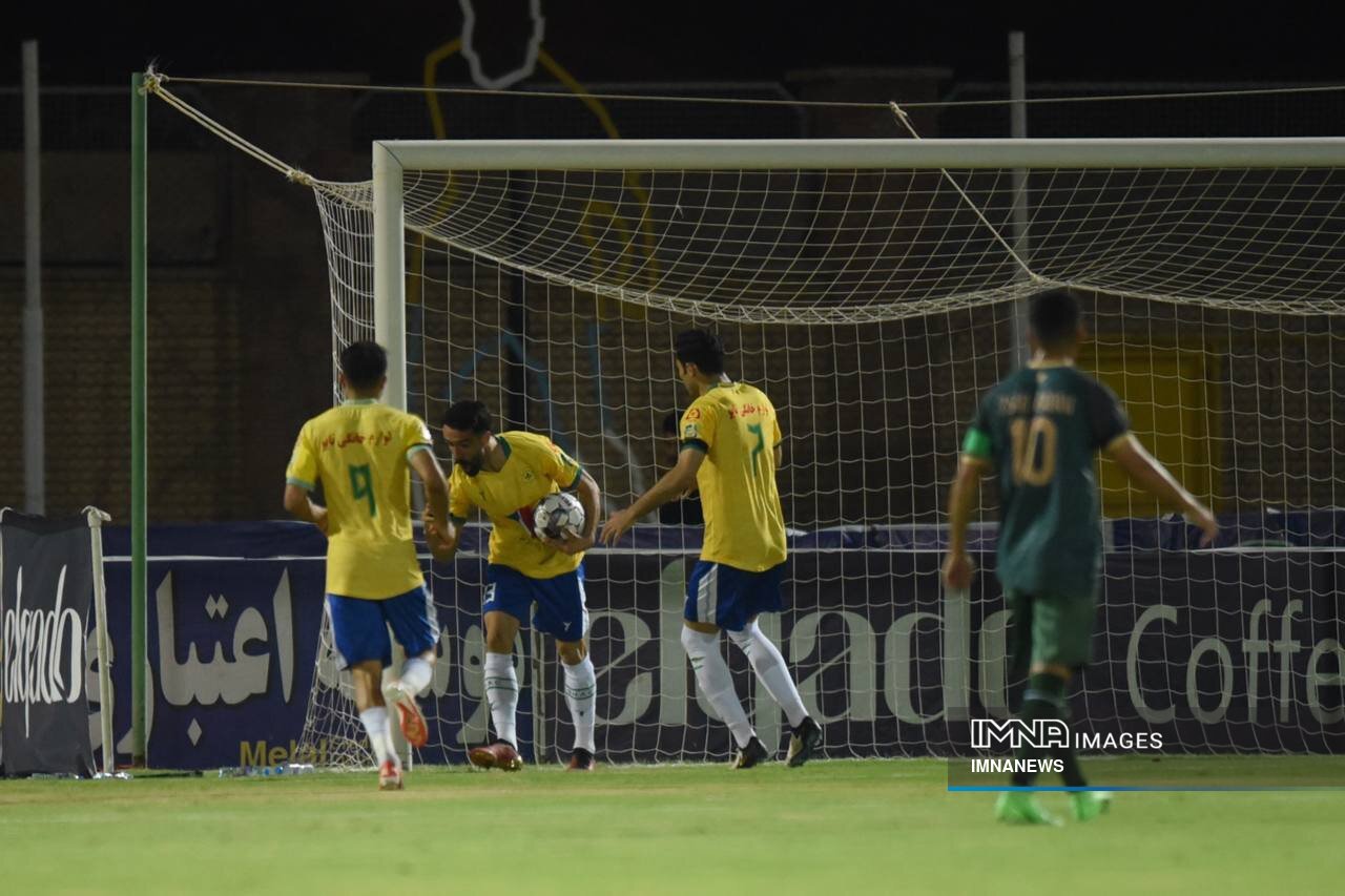 کامبک رویایی پرسپولیس در شب عجیبوغریب آزادی / استقلال در جهنم وطنی صدر جدول را جا گذاشت