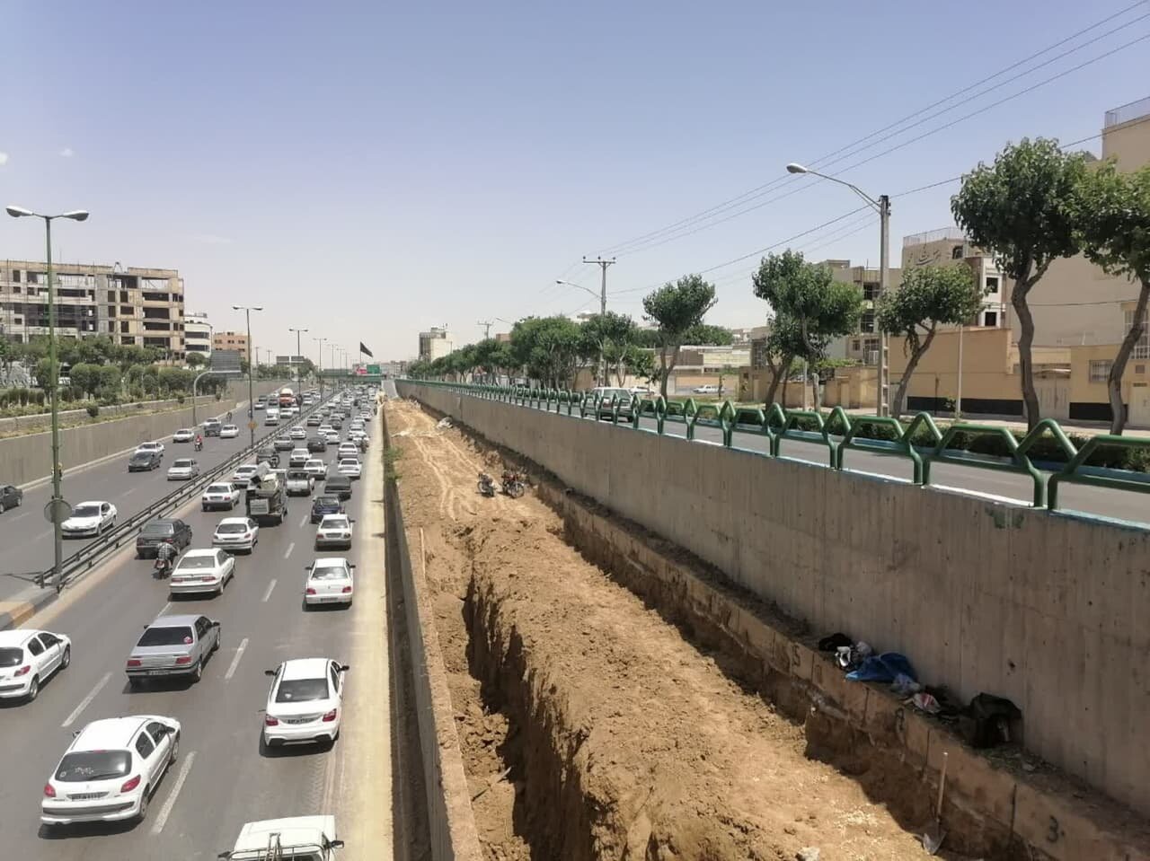 تعریض ضلع شرقی بزرگراه شهید خرازی آغاز شد