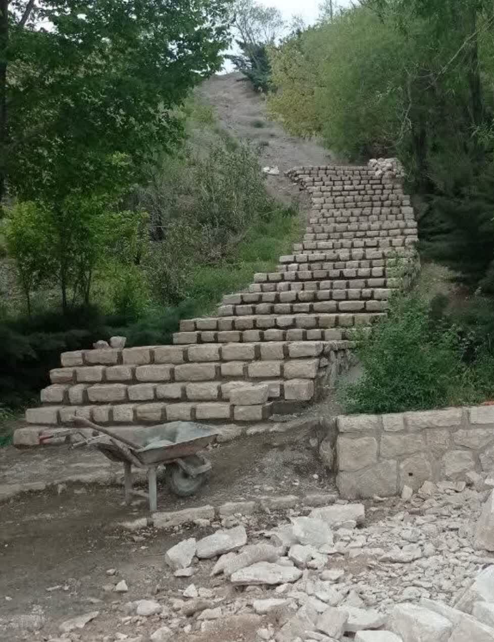 جاده چشمه پاچنار پارک کوهستانی صفه ساماندهی شد