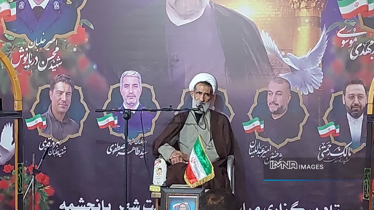 عرصه‌های مختلف ایران اسلامی از مدیران جهادی مانند شهید رئیسی خالی نخواهد شد