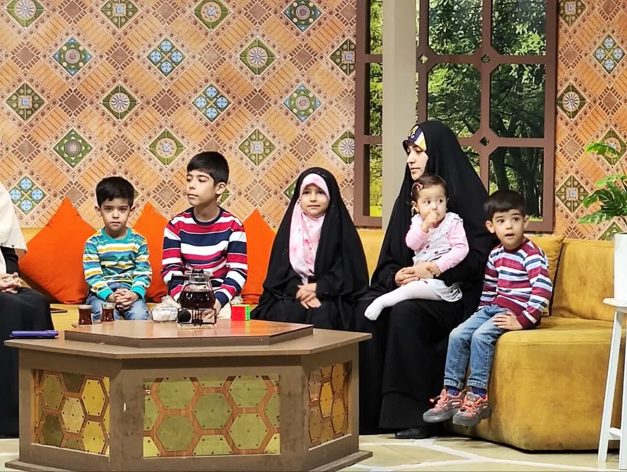 شیرینیهای زندگی یک مادر با ۵ فرزند