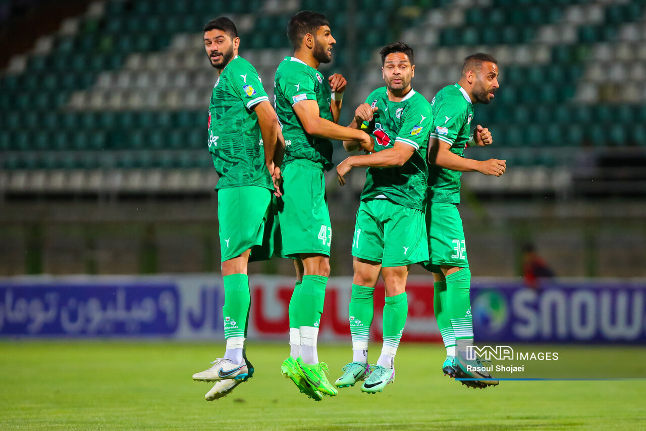 پایتخت آماده برپایی جشن قهرمانی / جنگ پرسپولیس و استقلال برای فتح جام ۲۳