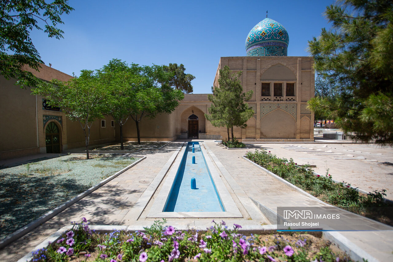 دیدار به یادماندنی رهبر شهید ایران از تخت فولاد + فیلم