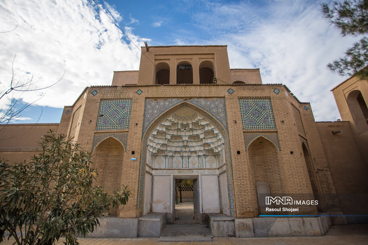 رونمایی از پروژههای تخت فولاد پس از ایام محرم/ حرکت به سوی اجتماعیسازی پروژهها