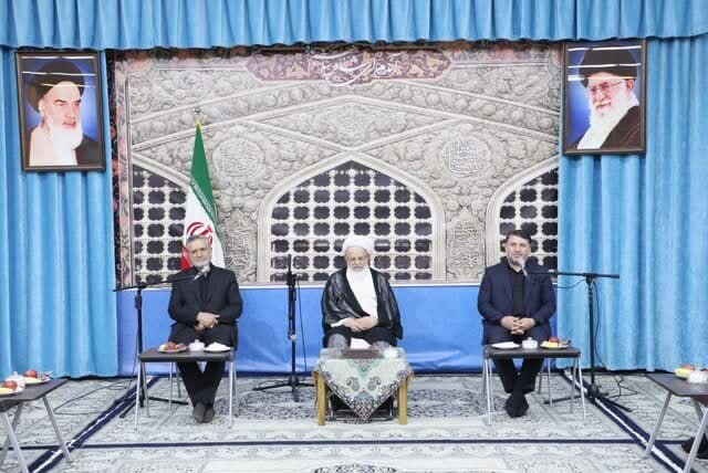 مصوبات سفرهای استانی رئیس‌جمهور شهید روی زمین نماند