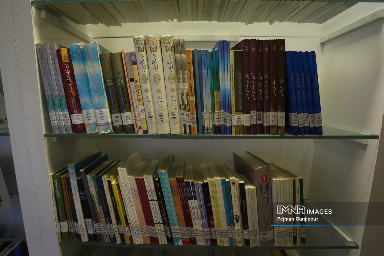 کتابخانه شهید رئیسی در طارم افتتاح می‌شود
