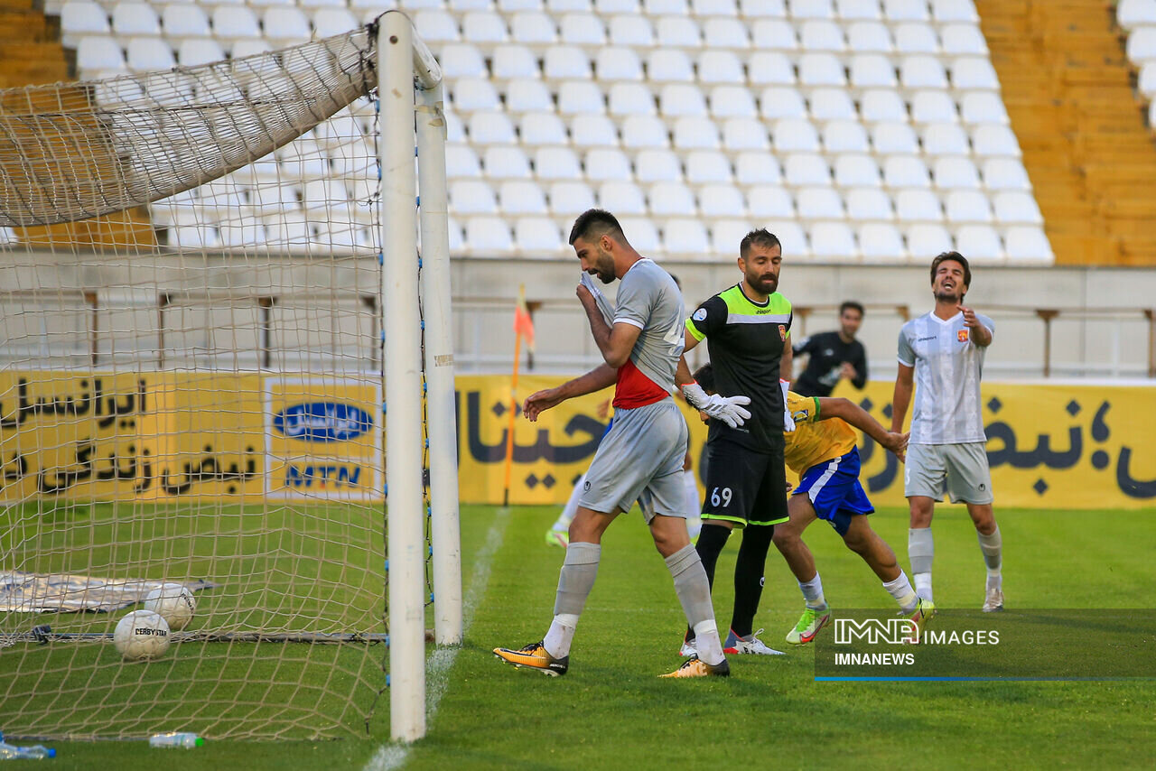 خطر پنجمین سقوطآزاد بیخگوش پیکان