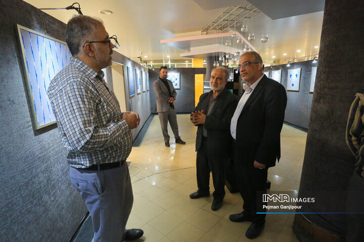 بازدید اعضای شورای شهر اصفهان از نمایشگاه معاد