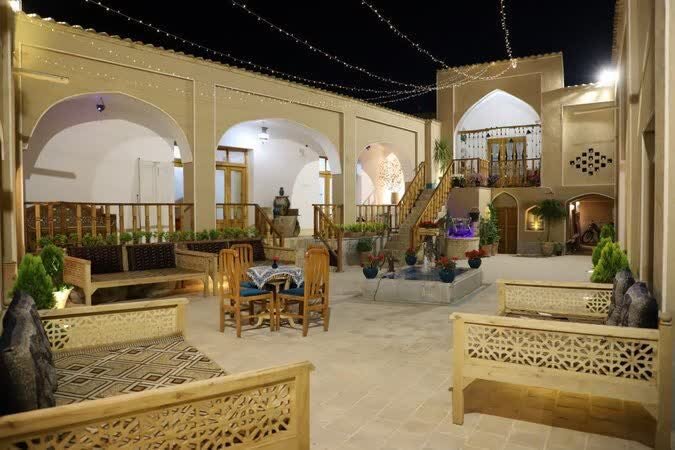 تجربه گردشگری متنوع در سفر به تیرانوکرون