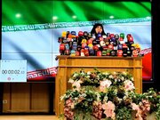 به اندازه پتانسیل مردان، زنان اندیشمند و شایسته نیز حضور دارند