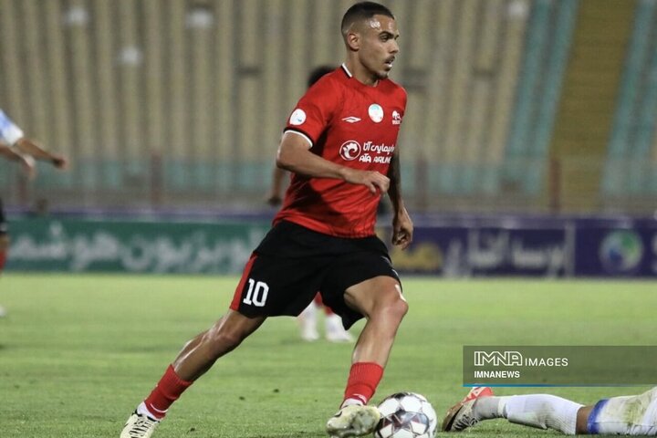 واکنش مدیر سپاهان به ماجرای ریکاردو آلوز / چطور کارت بازی بازیکن صادر شده است؟