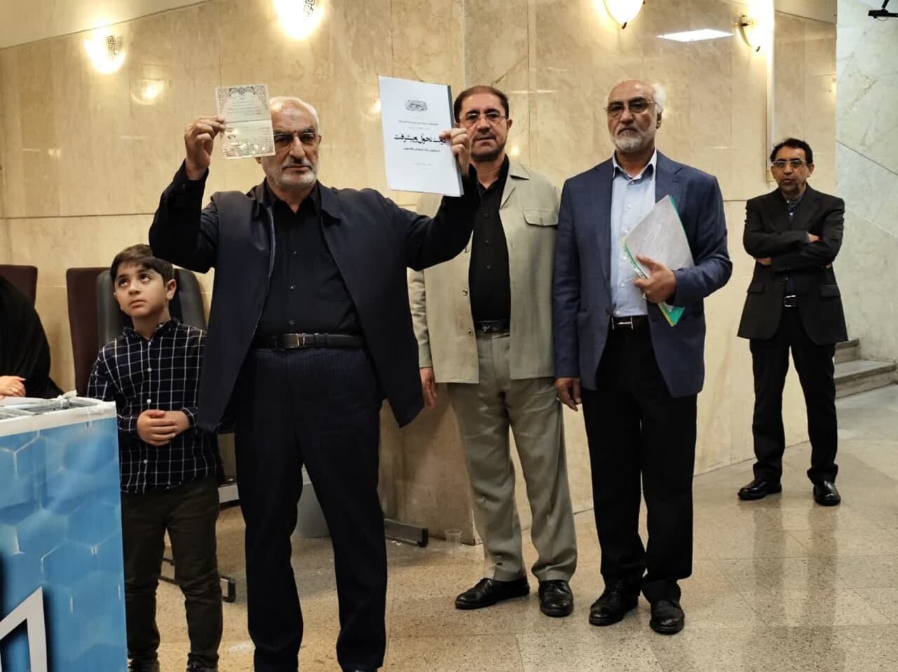 «محمدمهدی زاهدی» نامزد انتخابات ریاست‌جمهوری شد