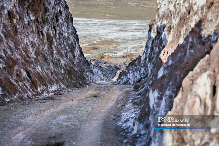 گنبد نمکی قم