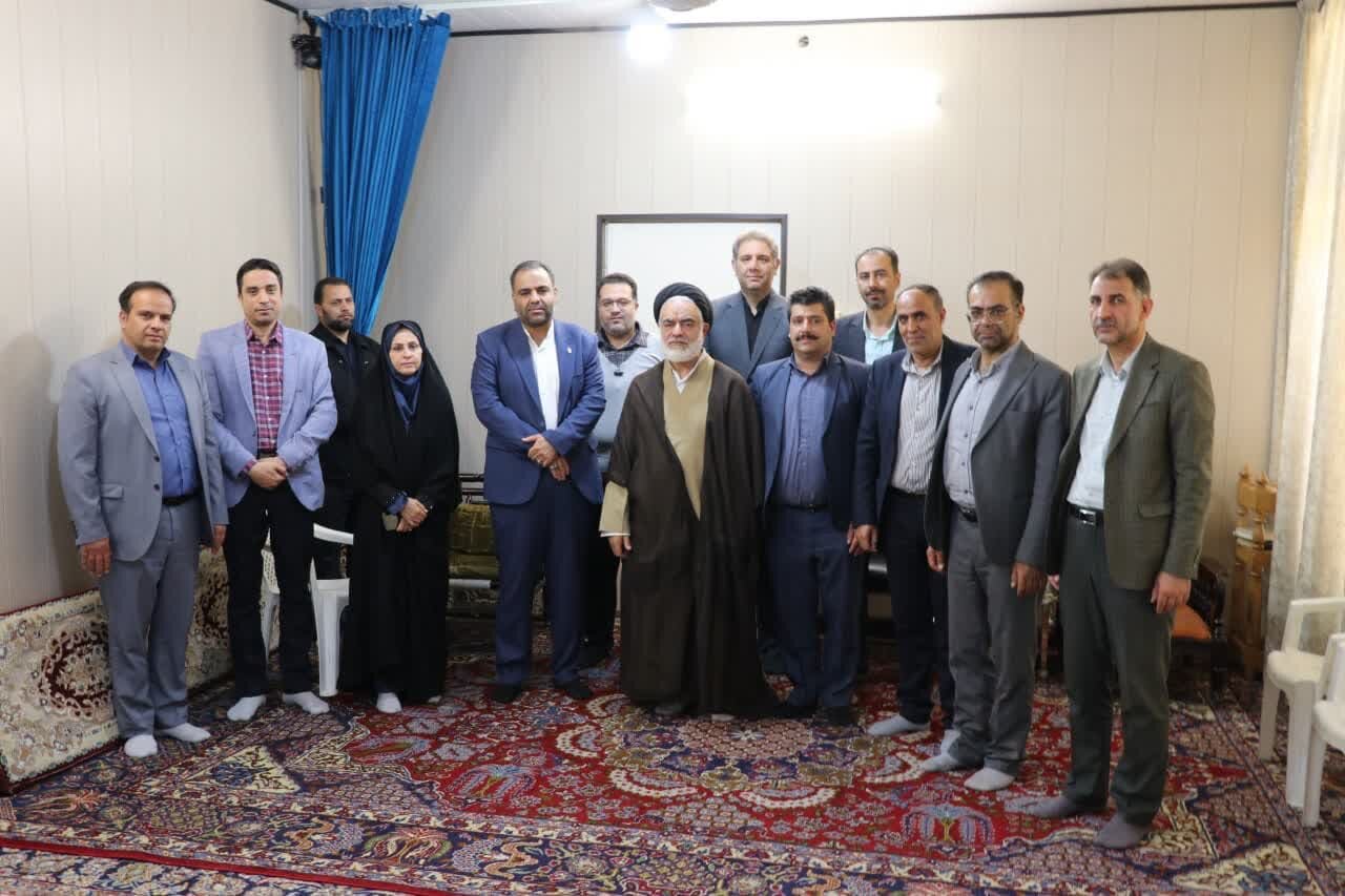 تقدیر آیتالله مهدوی از اجرای طرح ممنوعیت ورود موتورسیکلتها به بازار اصفهان