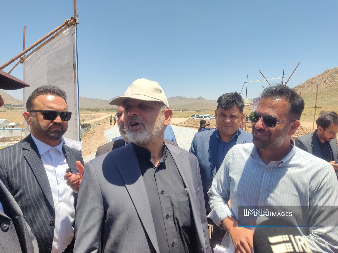 پروژه راهآهن شهرکرد نباید از نفس بیفتد+ عکس