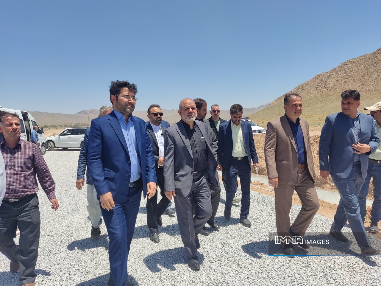 پروژه راهآهن شهرکرد نباید از نفس بیفتد+ عکس