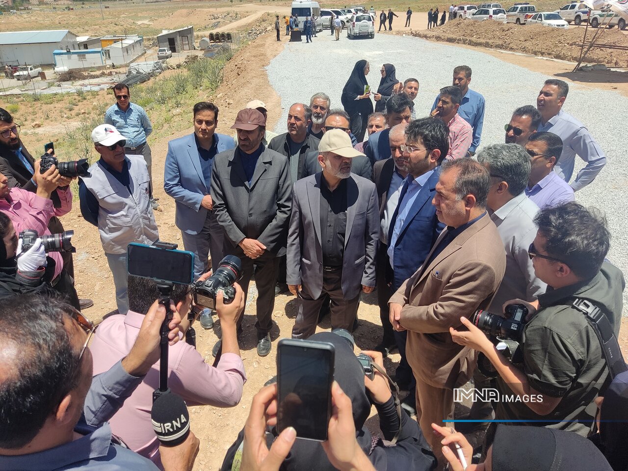 پروژه راهآهن شهرکرد نباید از نفس بیفتد+ عکس