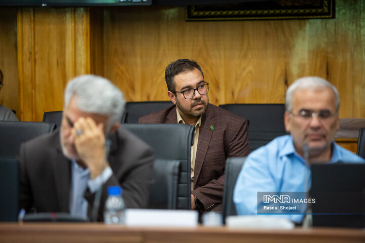 نشست دبیران احزاب، تشکل‌ها و جمعی از فعالان سیاسی استان