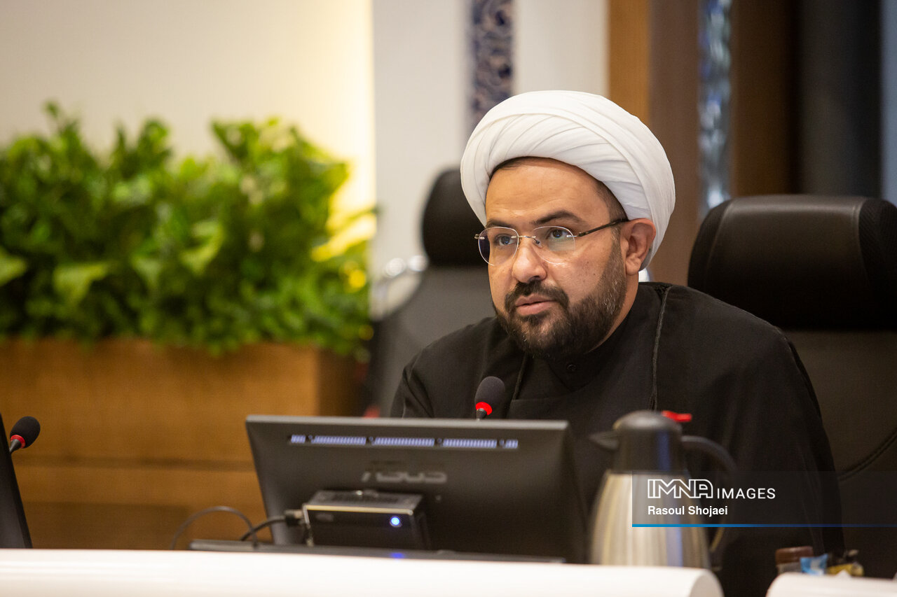 تقدیر از آتشنشانان در صحن علنی شورای شهر اصفهان