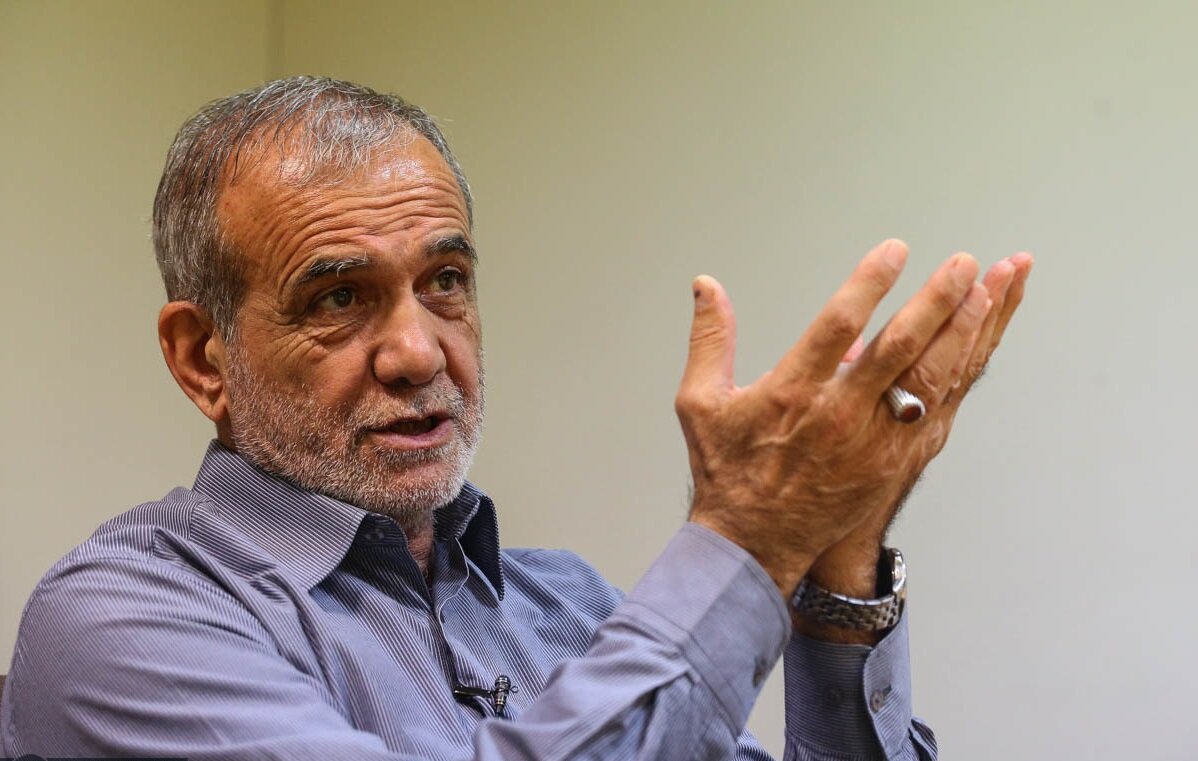 ۱۲روز تا انتخابات؛ سفرهای انتخاباتی/ وعدههای تکراری/ حمایتها و تخریبها