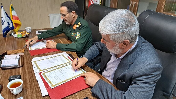 آذربایجان‌ غربی نزدیک به نیم قرن در حال دفاع از وطن بوده است